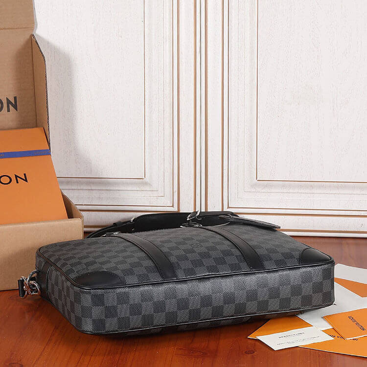 Replica LV Porte-Documents Voyage PM N40445 (5)