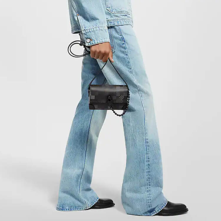 Replica LV Steamer Wearable Wallet M14923 (7)